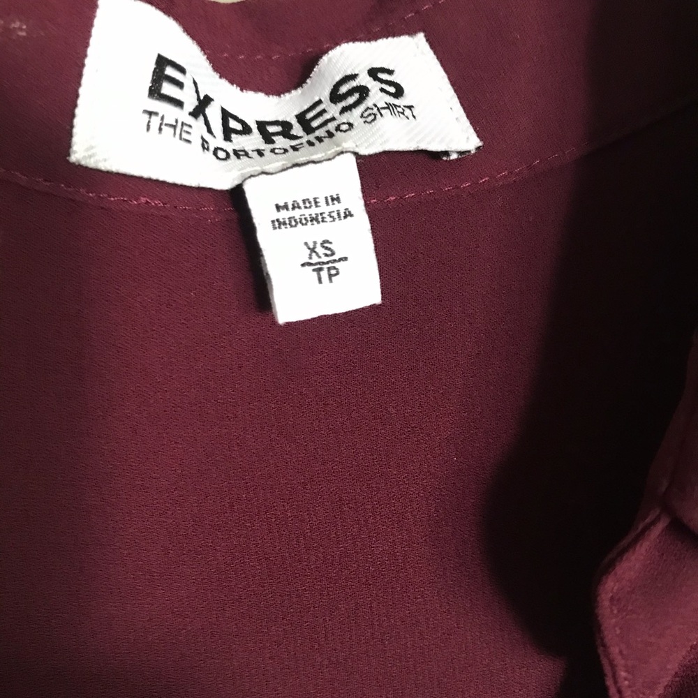 Button down - Picture 2 of 3